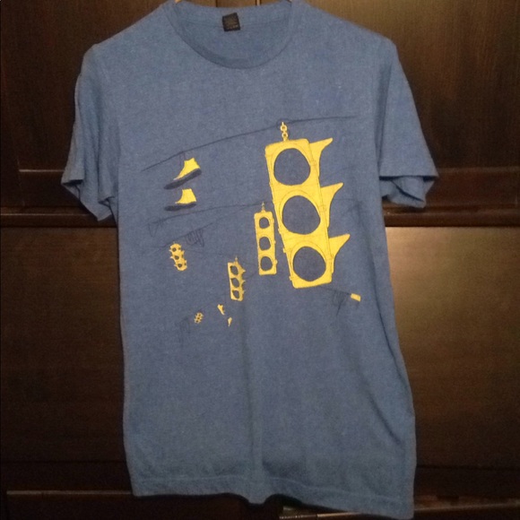Blue graphic t-shirt - Picture 2 of 2